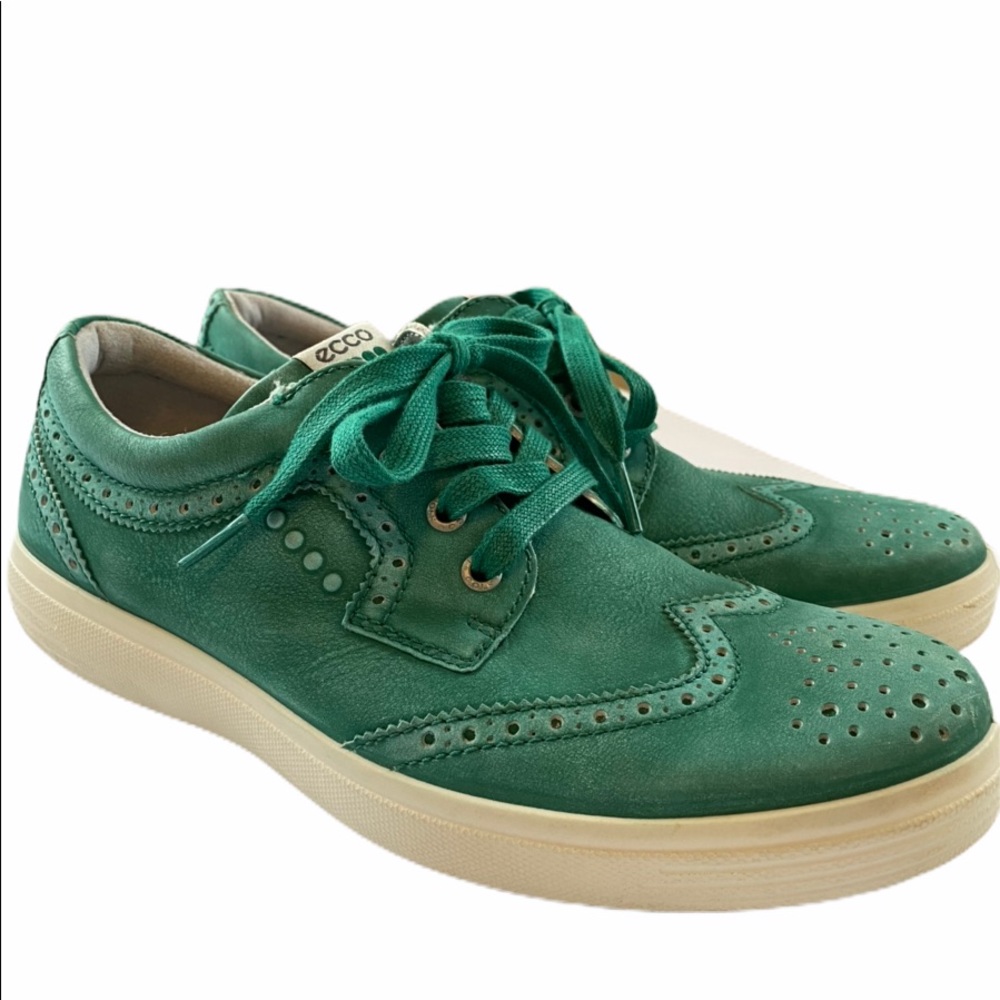 Men’s Ecco green wing tip sneakers extra width 42